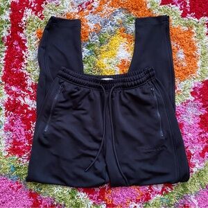 🖤 EUC Black Standard Cloth Joggers - Size Small